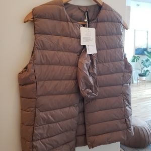 Ultralight down vest crew & V neck